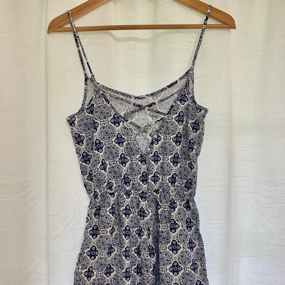 H&M Blue and White Print Romper - Picture 2 of 3
